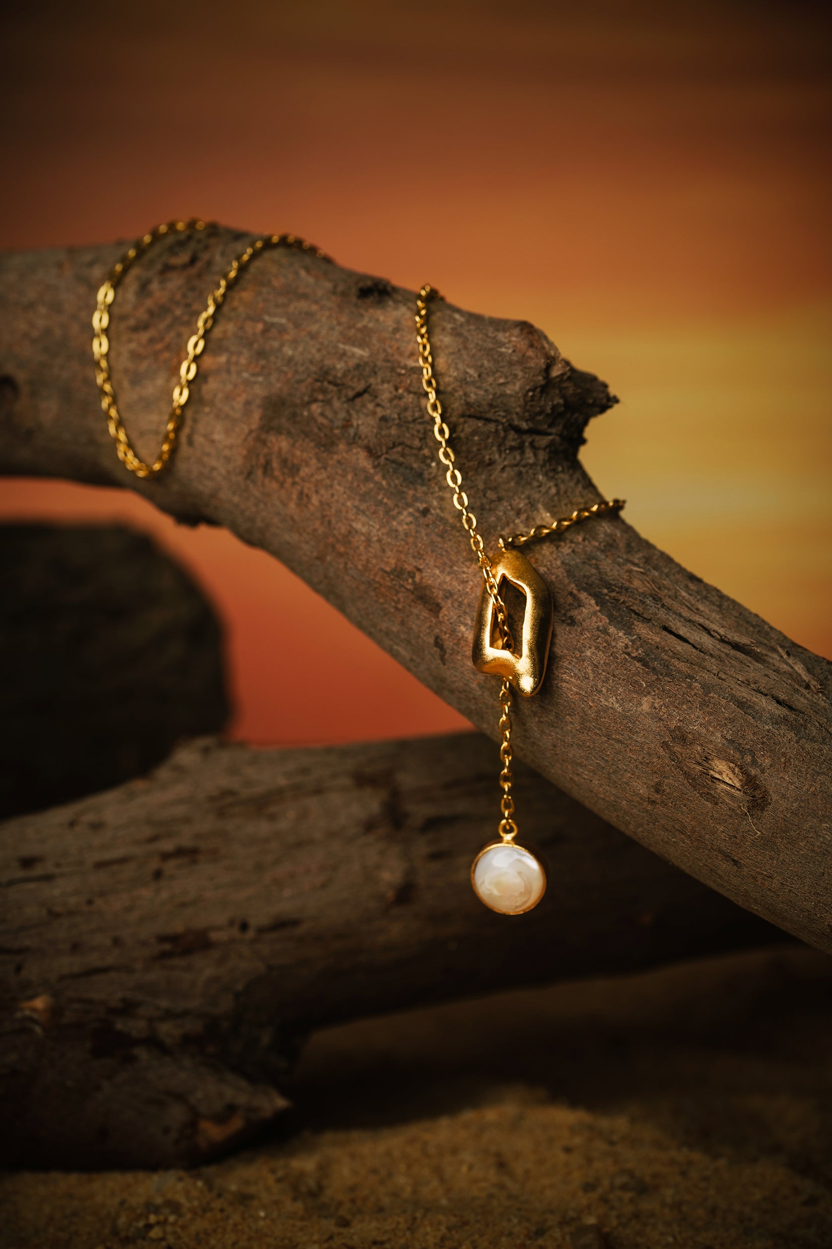 Dunes Pearl Necklace