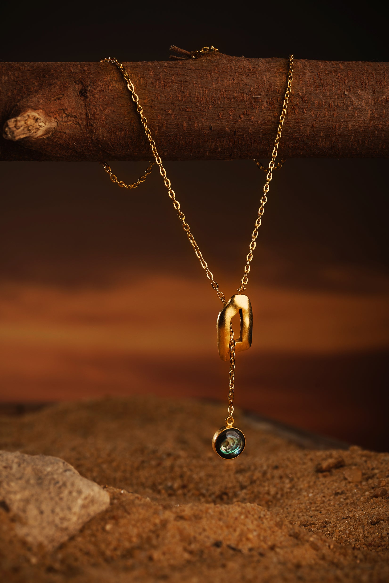 Dunes Sadaf Necklace